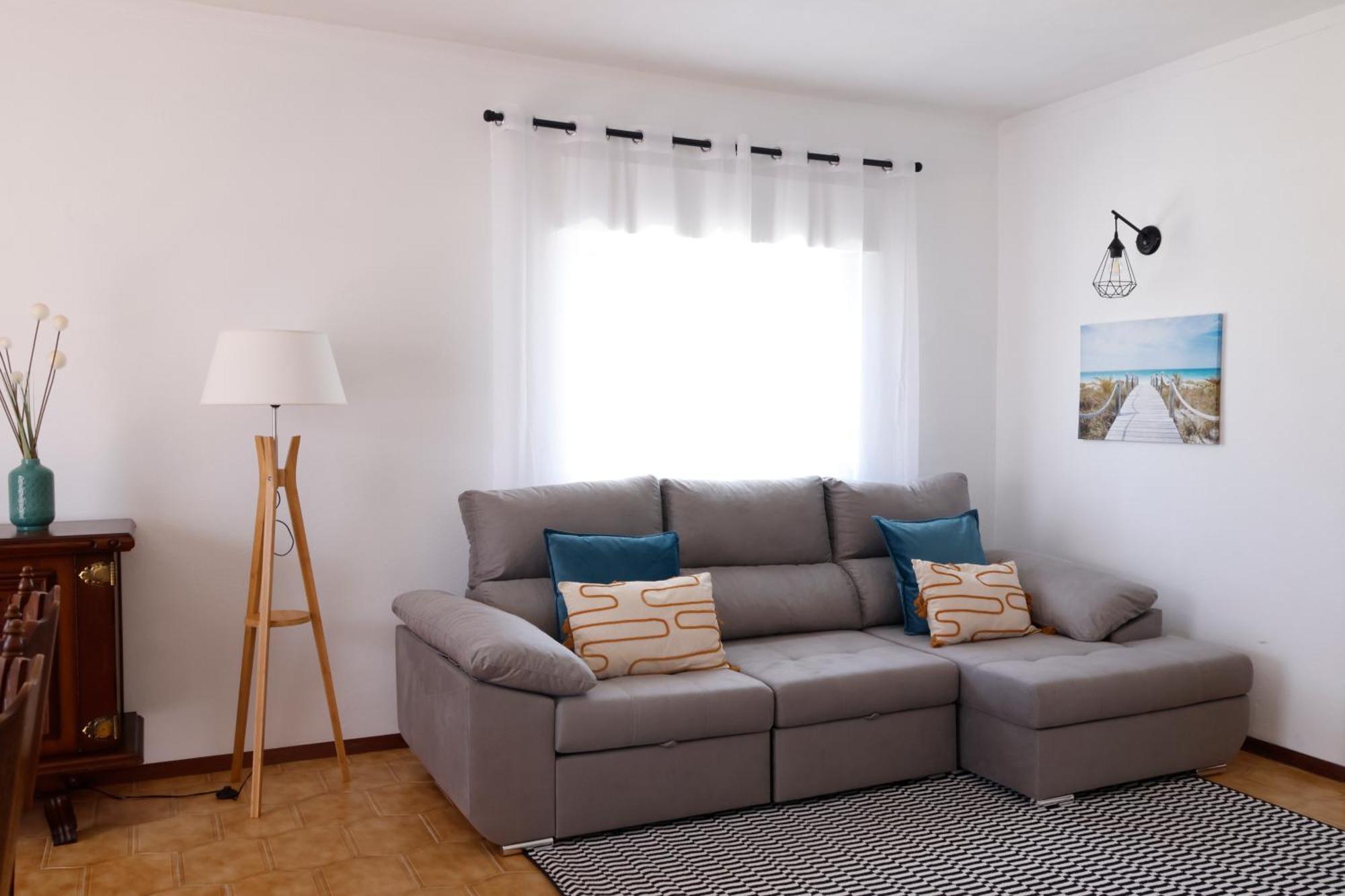 *Private Outdoor Area* 300M-Beach, Swing/No Stairs 상 마르티뇨 두 포르투 외부 사진